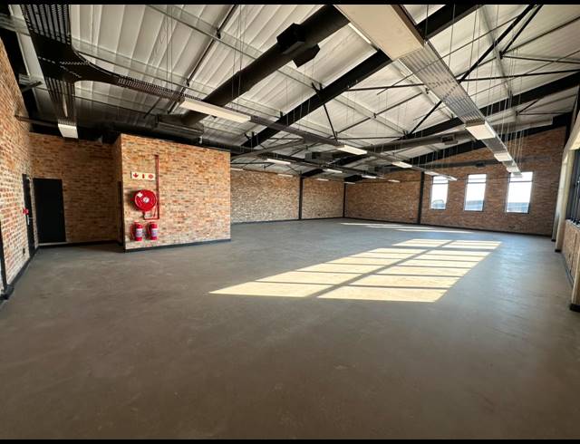 2,542.22M² WAREHOUSE TO LET IN RIVERSANDS